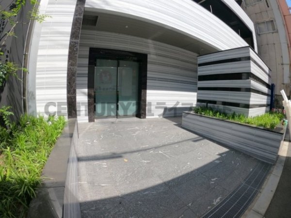 ファーストフィオーレ東梅田