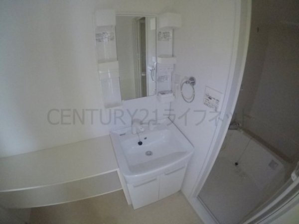 オリエンタル江坂