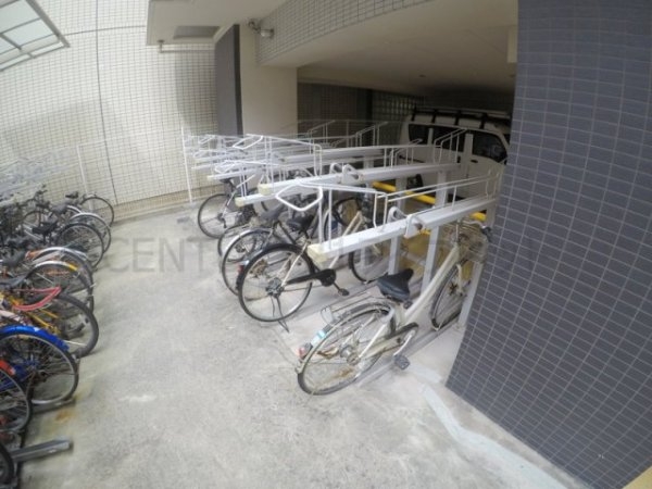 オリエンタル江坂