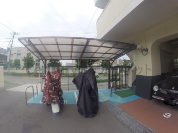 西中島東行マンション