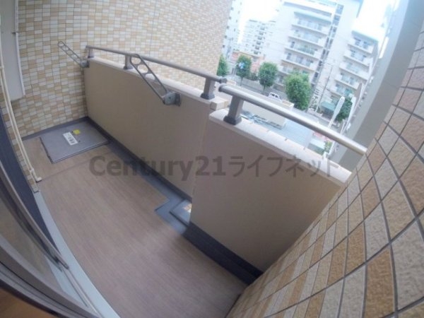 大阪市淀川区西中島６丁目のマンション