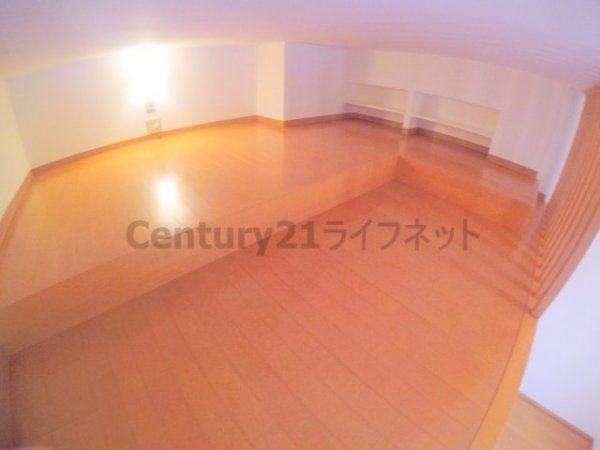 大阪市淀川区西中島６丁目のマンション