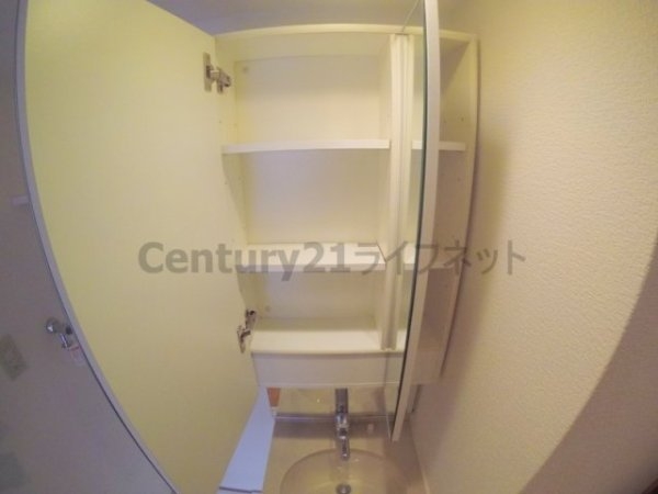 大阪市淀川区西中島６丁目のマンション