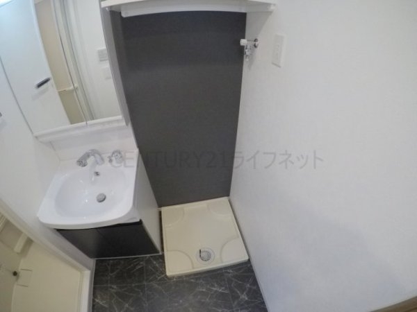 レジュールアッシュ三国本町