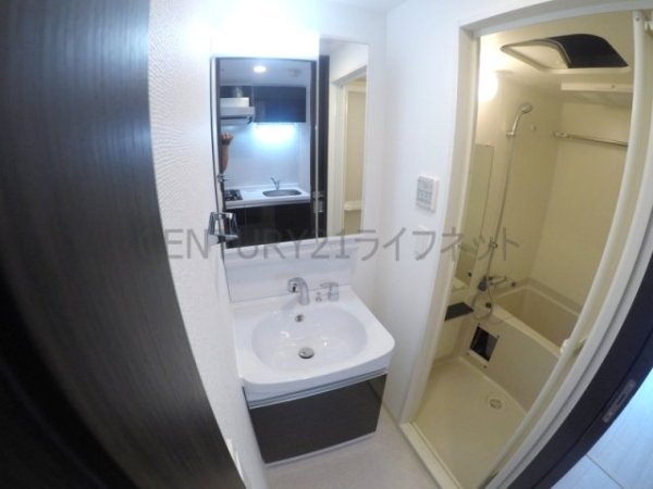 エステムコート新大阪15フロウ