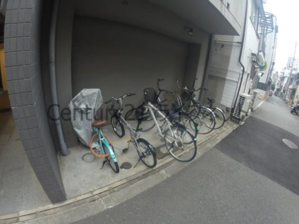 東三国エンシンビル