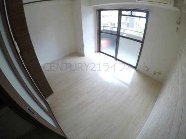 日生ロイヤルマンション十三