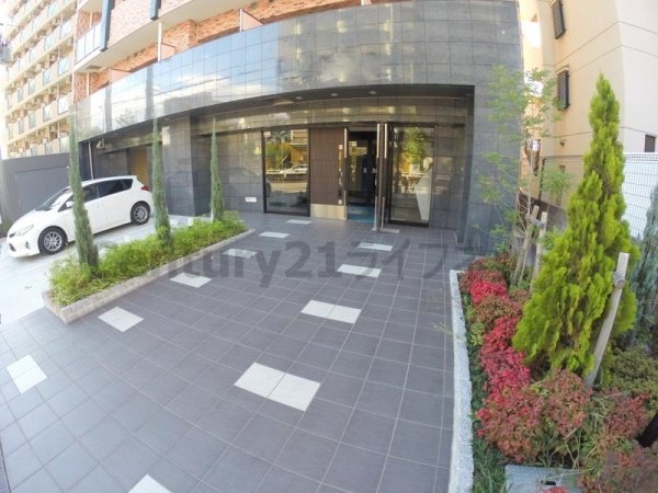 ララプレイス新大阪シエスタ