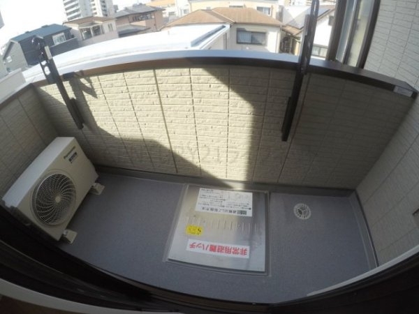 メゾンリシェス