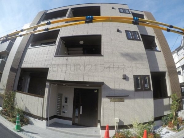 メゾンリシェス