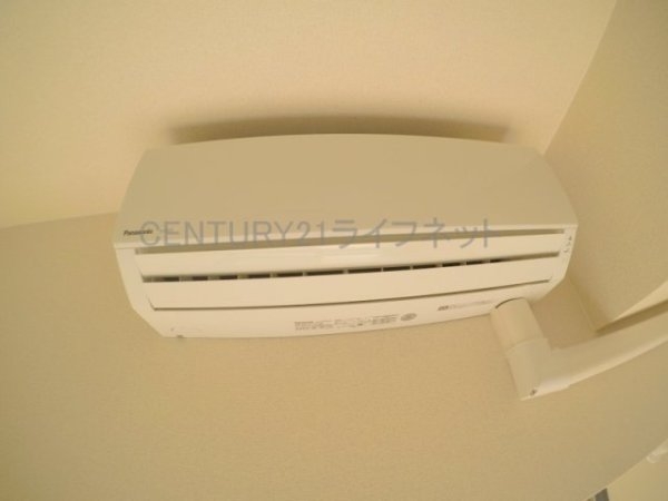 ウィスタリア新北野