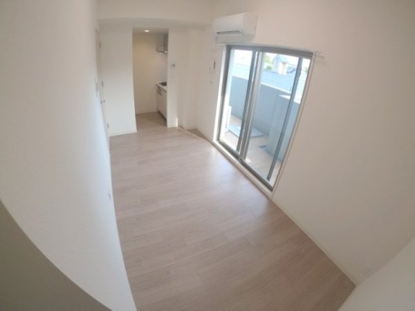 プレサンス東三国エンブレイス