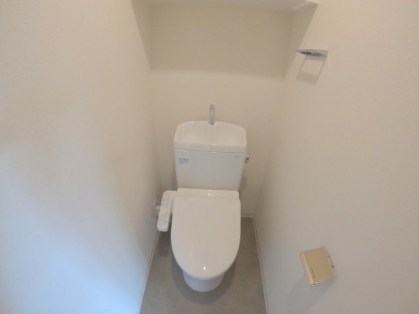 プレサンス東三国エンブレイス