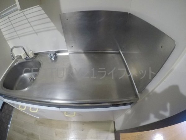 ローズコーポ西中島