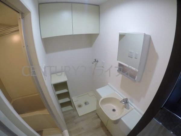 ローズコーポ西中島