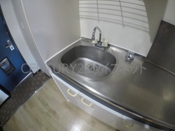 ローズコーポ西中島