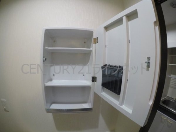 ローズコーポ西中島