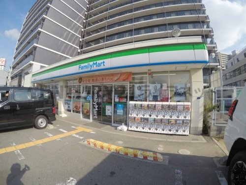 エスレジデンス福島グランデ(ファミリーマート福島海老江店)