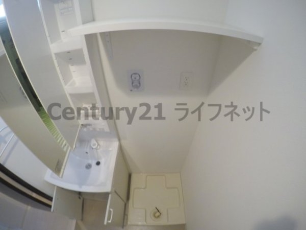 ユーズ8番館