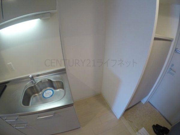 セレニテ江坂四番館