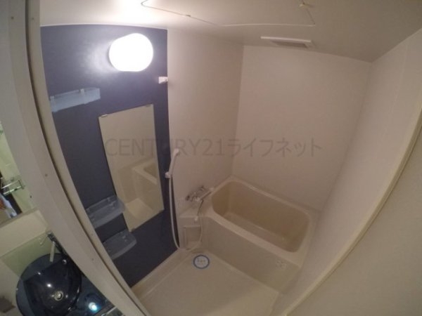 セレニテ江坂四番館