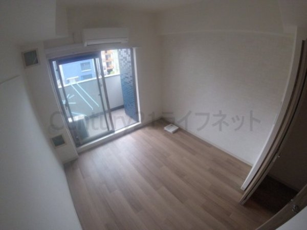 プレサンス大阪天満リバーシア