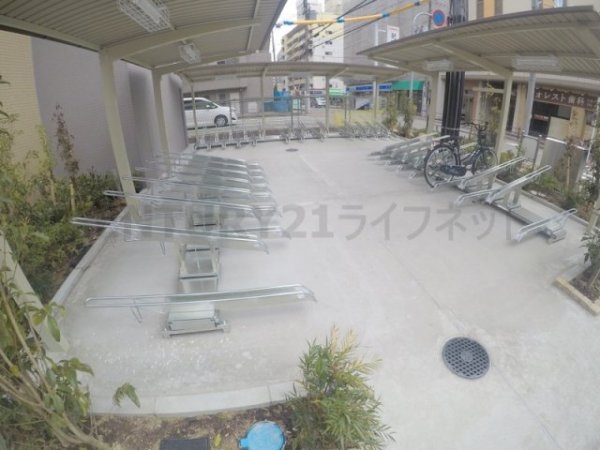 セレニテ江坂アリア