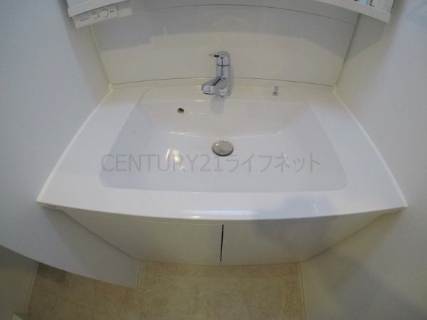スプランディッド新大阪イースト