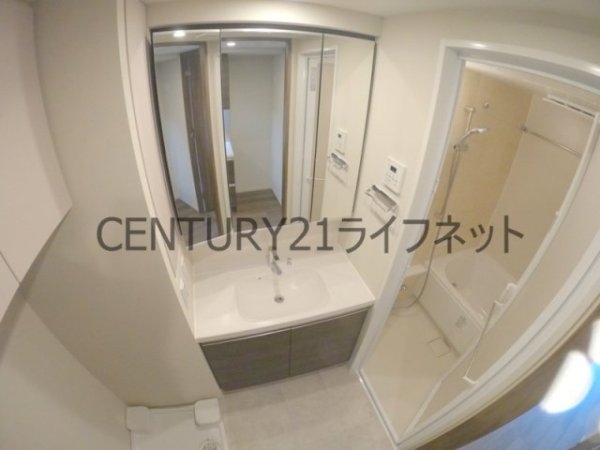 ザ・パークハビオ同心