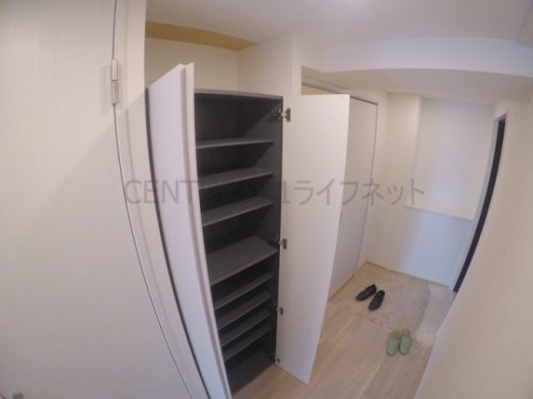 シーズンフラッツ梅田イースト