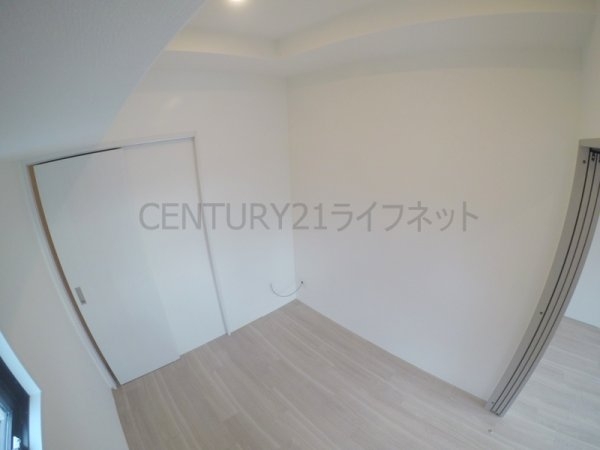 シーズンフラッツ梅田イースト