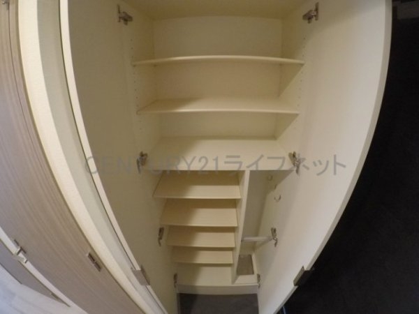 プレサンス西中島南方セレスト