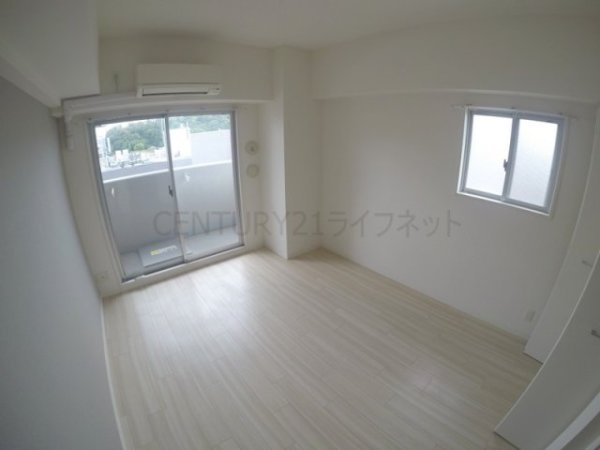 吹田市垂水町３丁目のマンション