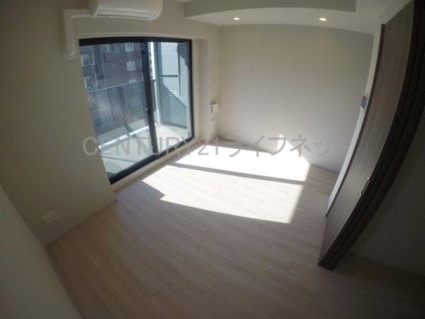 シーズンフラッツ新大阪