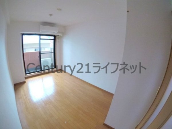 プレサンス梅田フロンティア