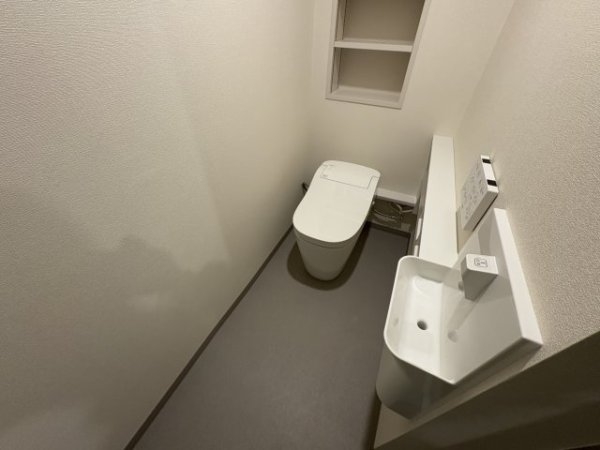 大阪市淀川区十三本町２丁目のマンション