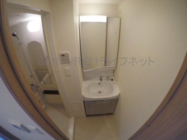 プレサンスブルーム東三国