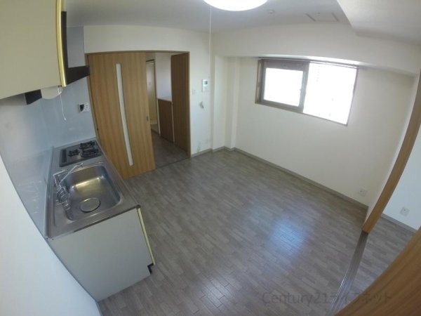 大阪市淀川区三国本町１丁目のマンション