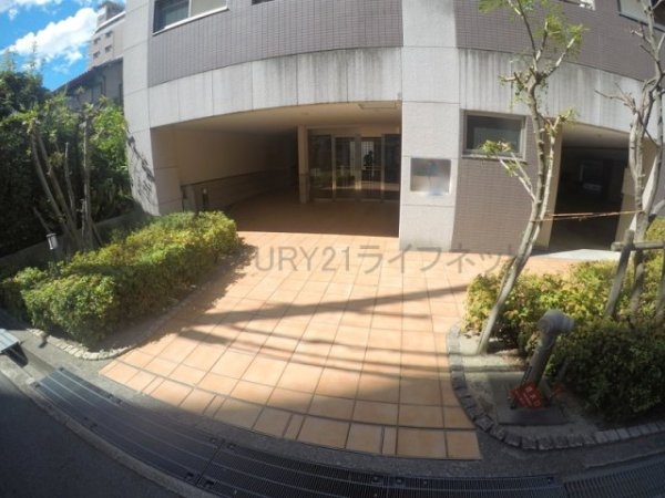 吹田市垂水町３丁目のマンション