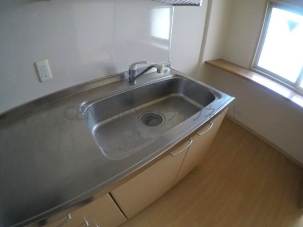 吹田市垂水町３丁目のマンション