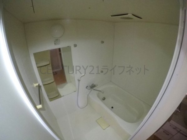 吹田市垂水町３丁目のマンション