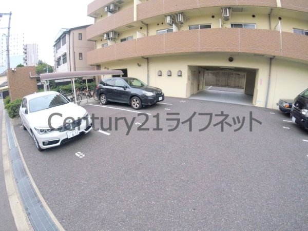 ワンルーフフラットテンジンバシ