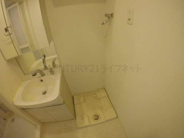 吹田市垂水町３丁目のマンション