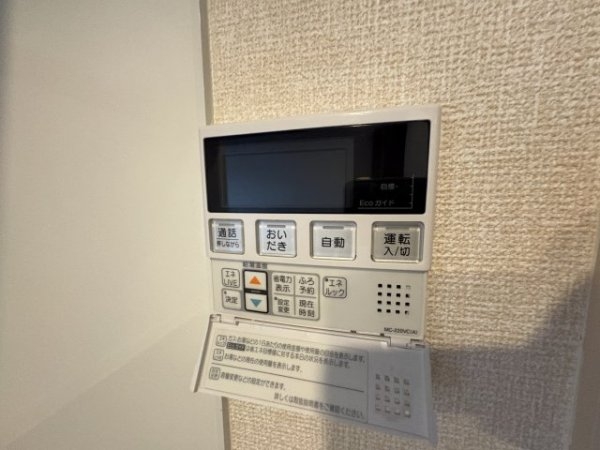 イー・ヒローズ