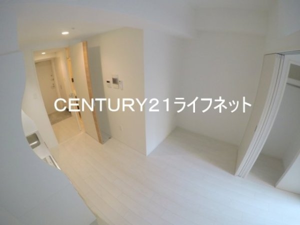 セレニテ江坂グランデ
