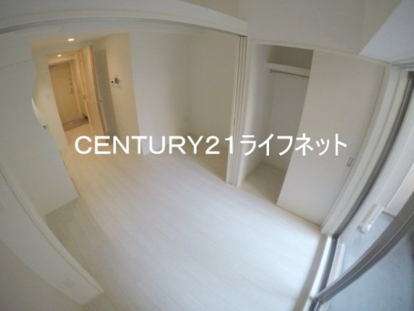 セレニテ江坂グランデ