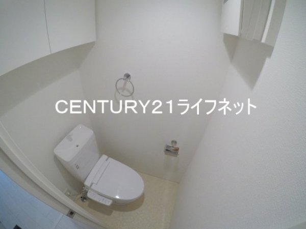セレニテ江坂グランデ