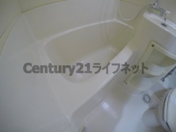 レクシア西中島3
