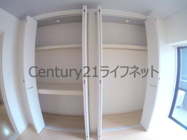 サクシード南森町