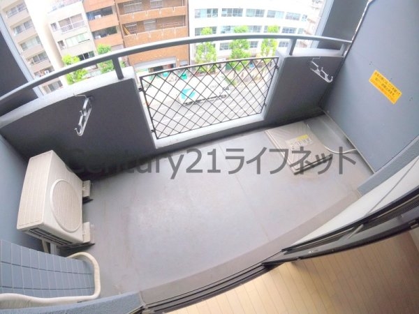 サクシード南森町